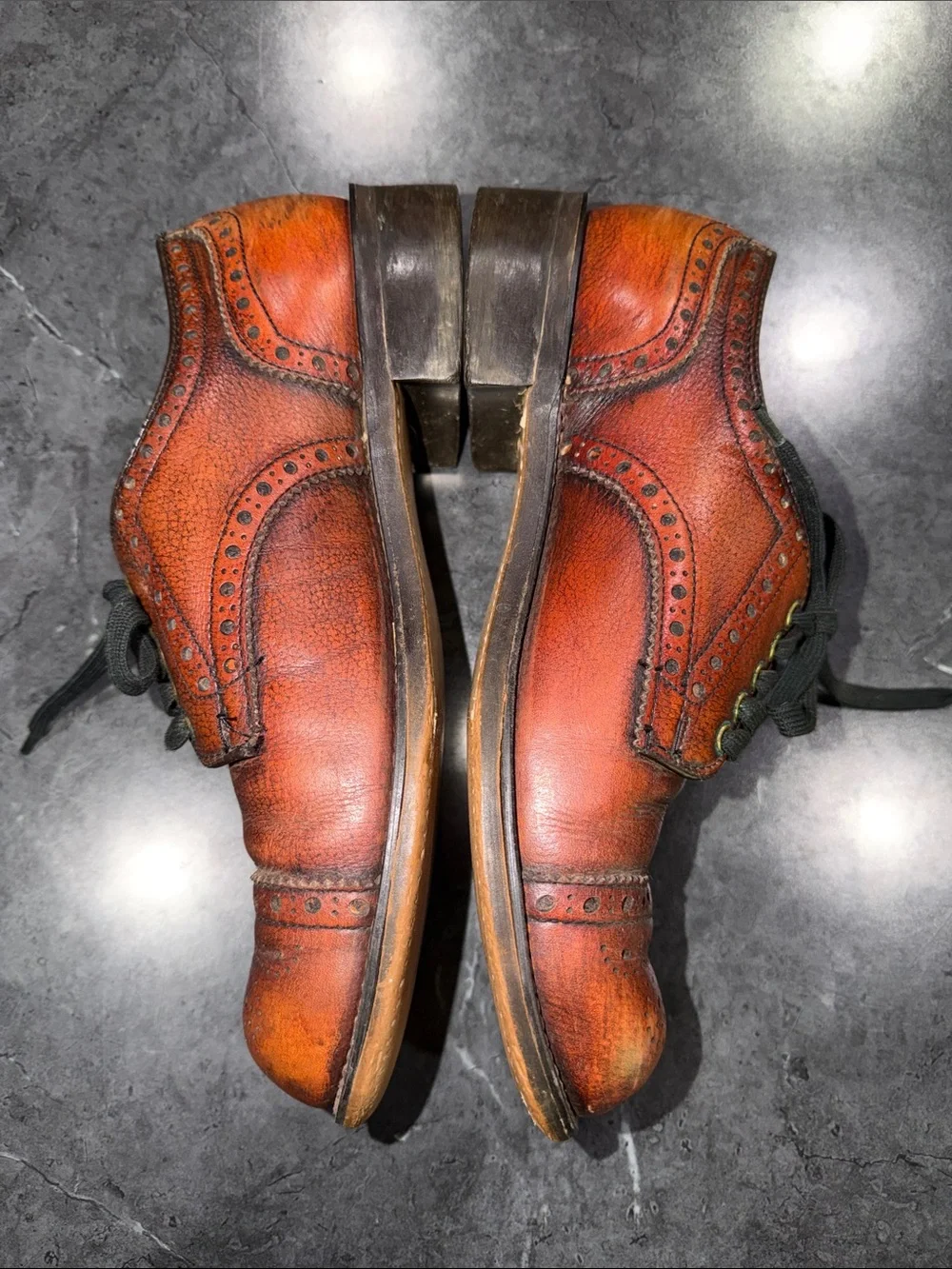 Vintage 10.5 D Classic Men’s Wingtip Dress Shoes - Brown